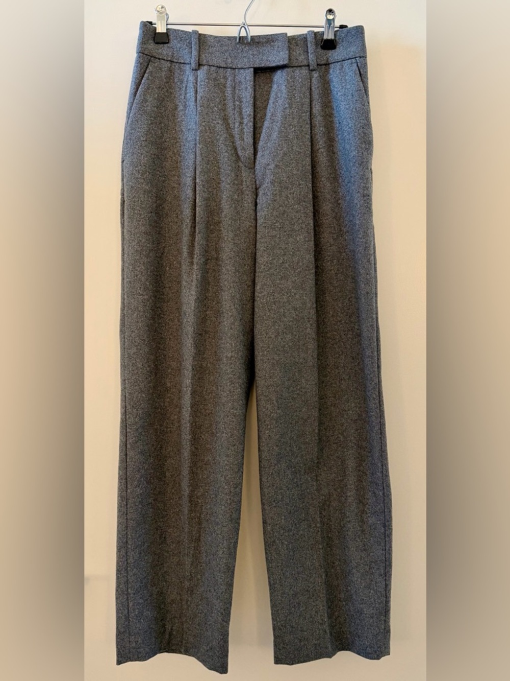 H&M Women's Wool-blend Gray Pleated Wide-Leg Dress Pants